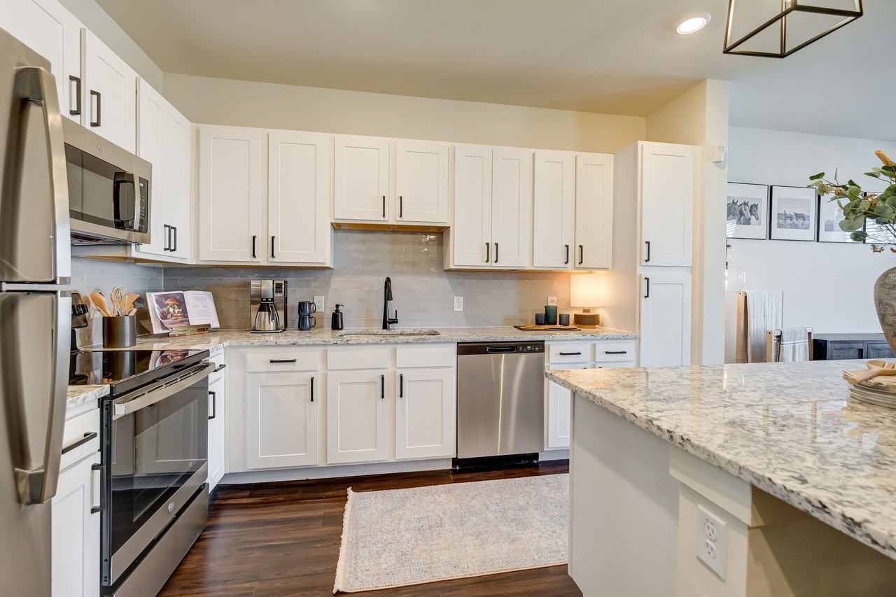 Prosper Elms Apartments - Photo 4 of 46