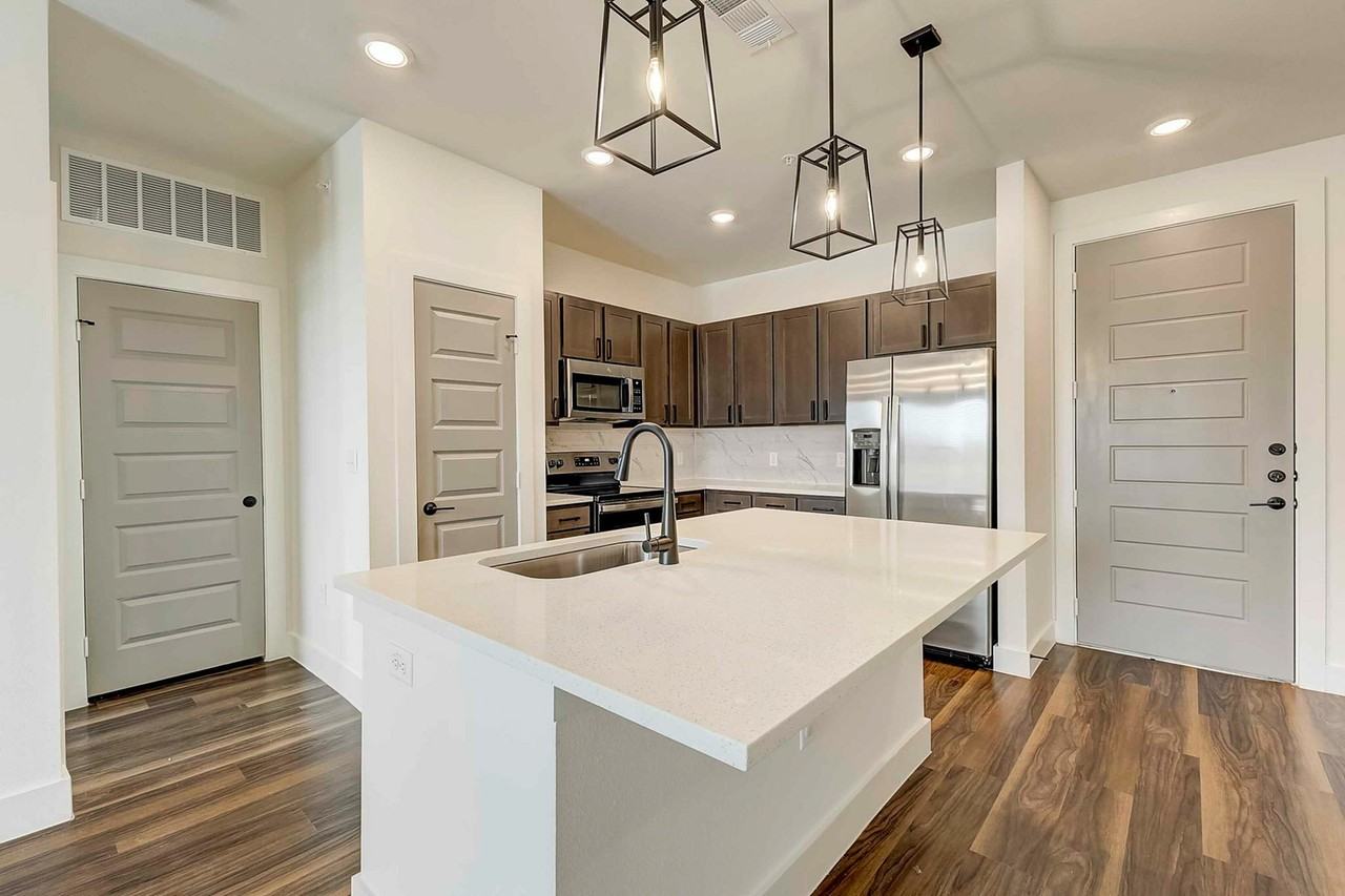 Prosper Elms Apartments - Photo 6 of 46