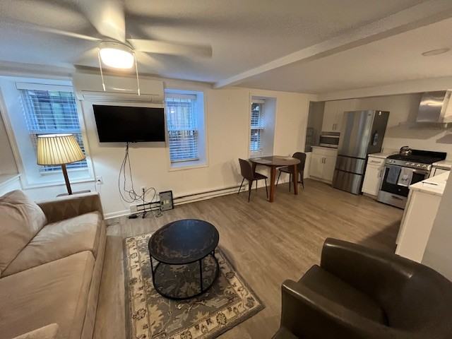 1646 Newton St Nw #1 - Photo 7 of 23