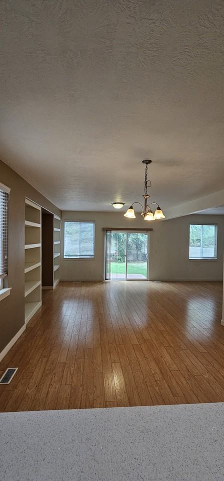 11267 S Crescent Oak Way #1 - Photo 7 of 18