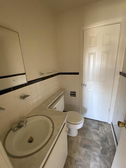 1002 Pine Dr #1 - Photo 5 of 21