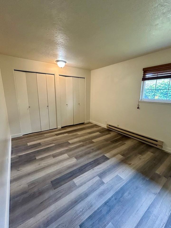 3454 Chiefs Ct Ne - Photo 6 of 11