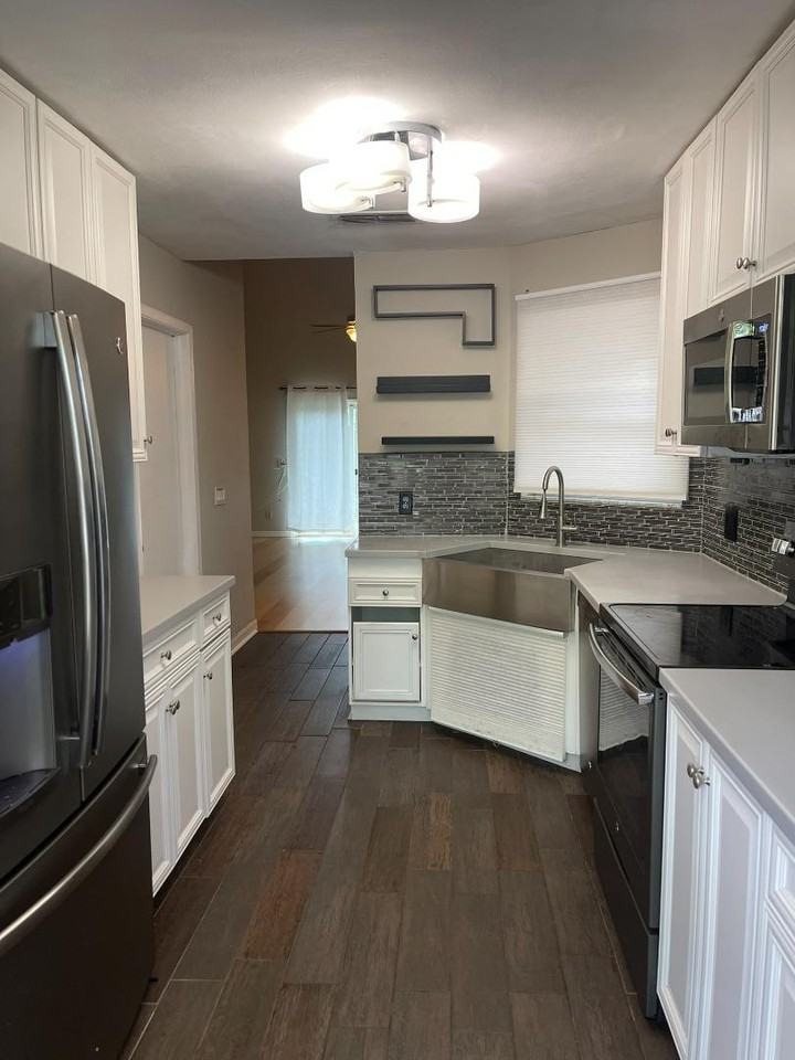 245 Alston Dr - Photo 6 of 11