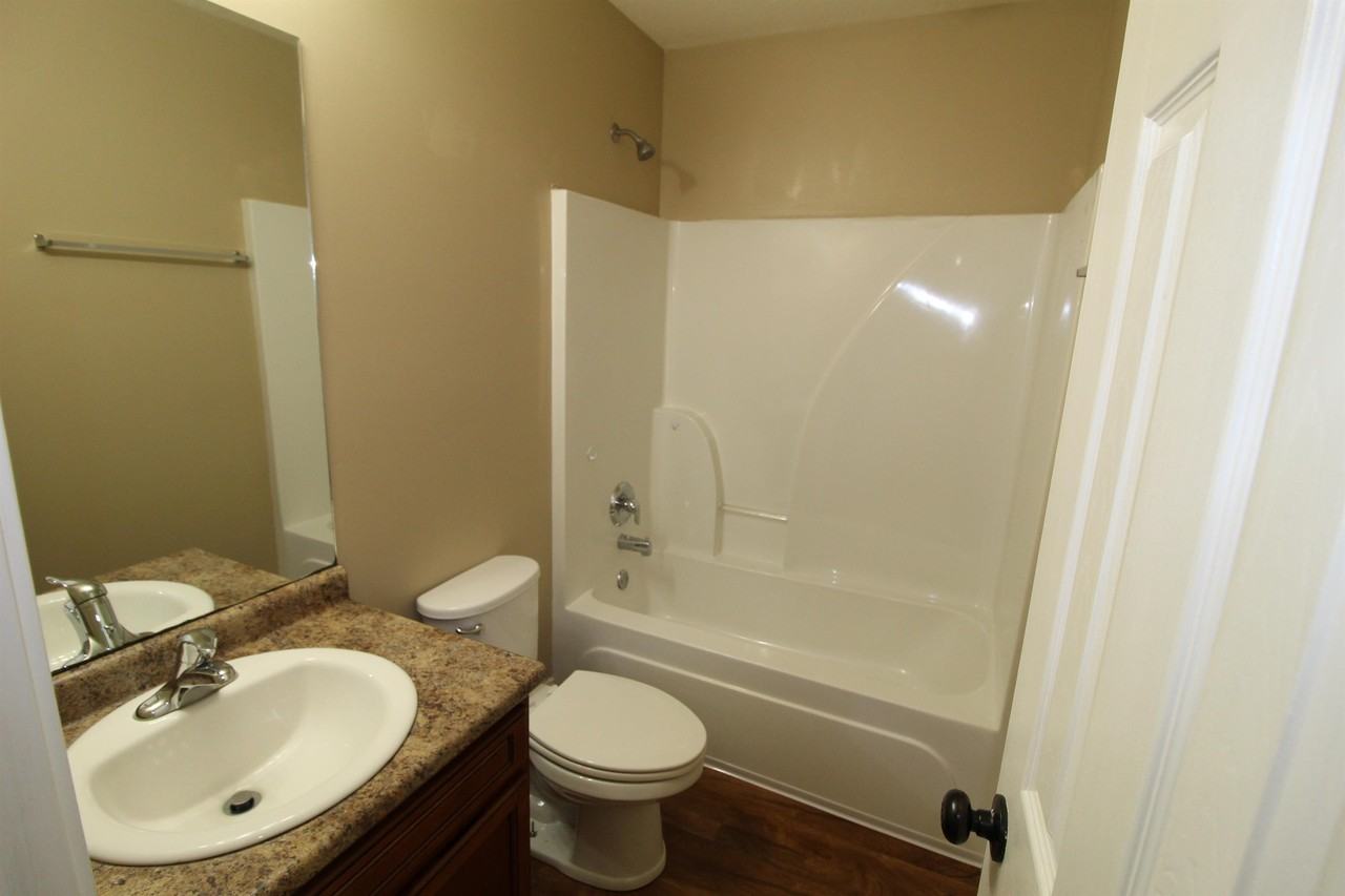 1479 Crossway Cottages Ln #B - Photo 6 of 21