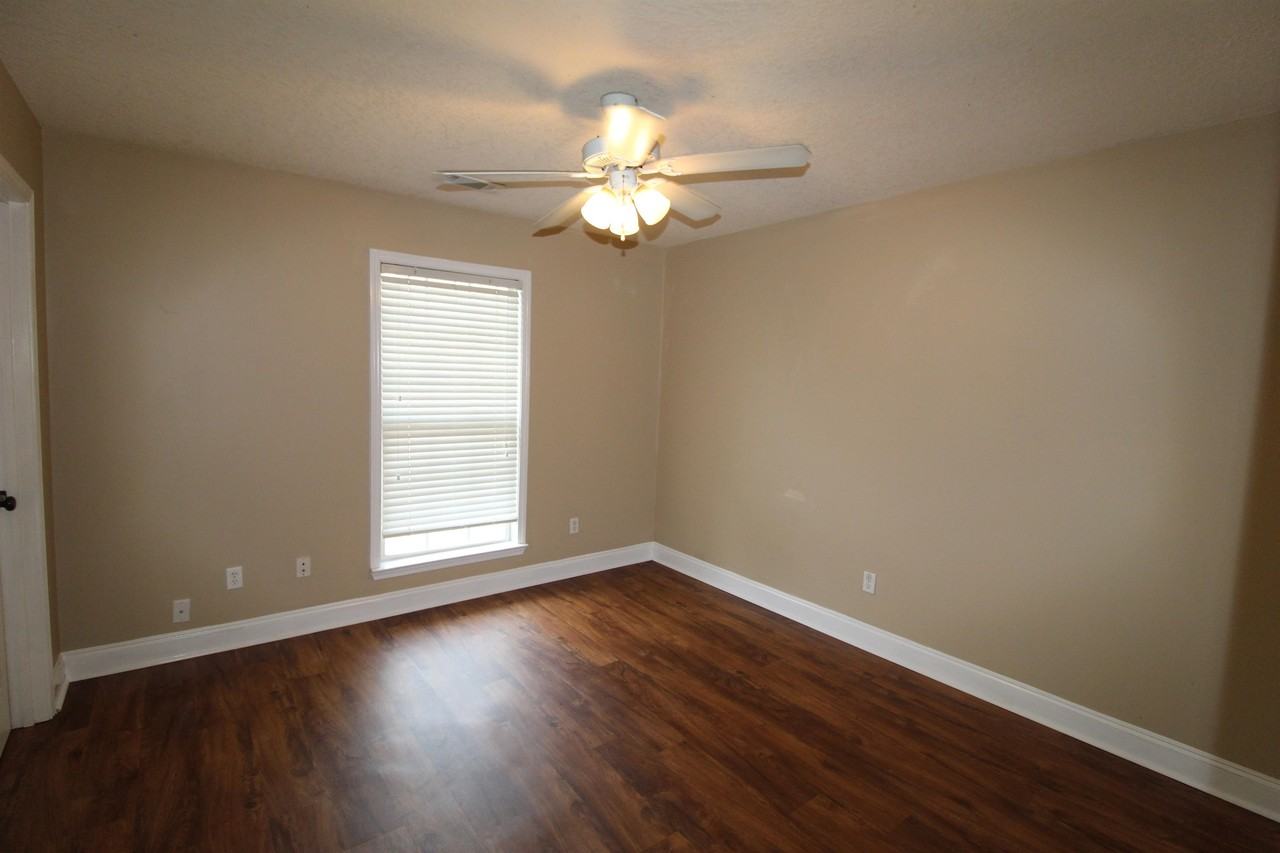 1479 Crossway Cottages Ln #B - Photo 7 of 21