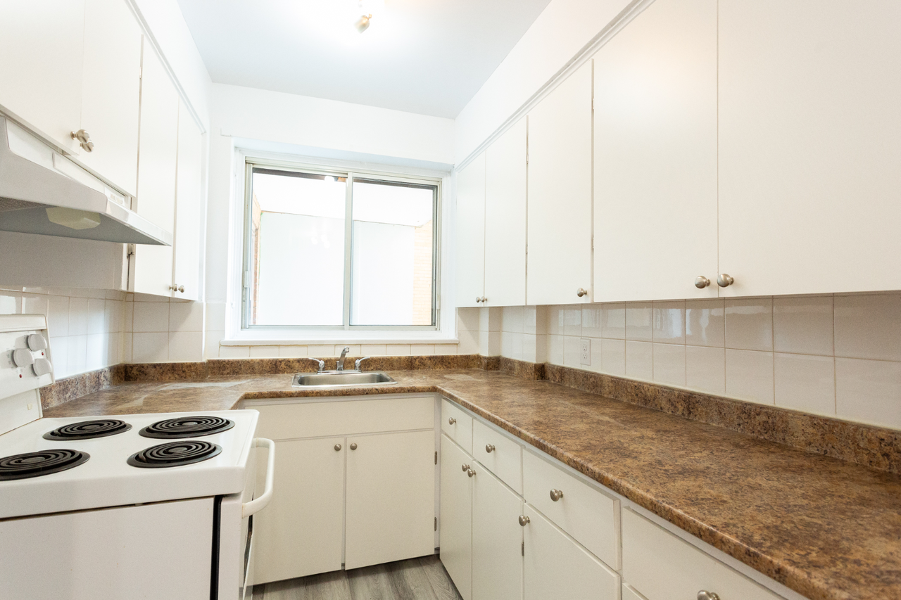 6920 Av Fielding — photo 3