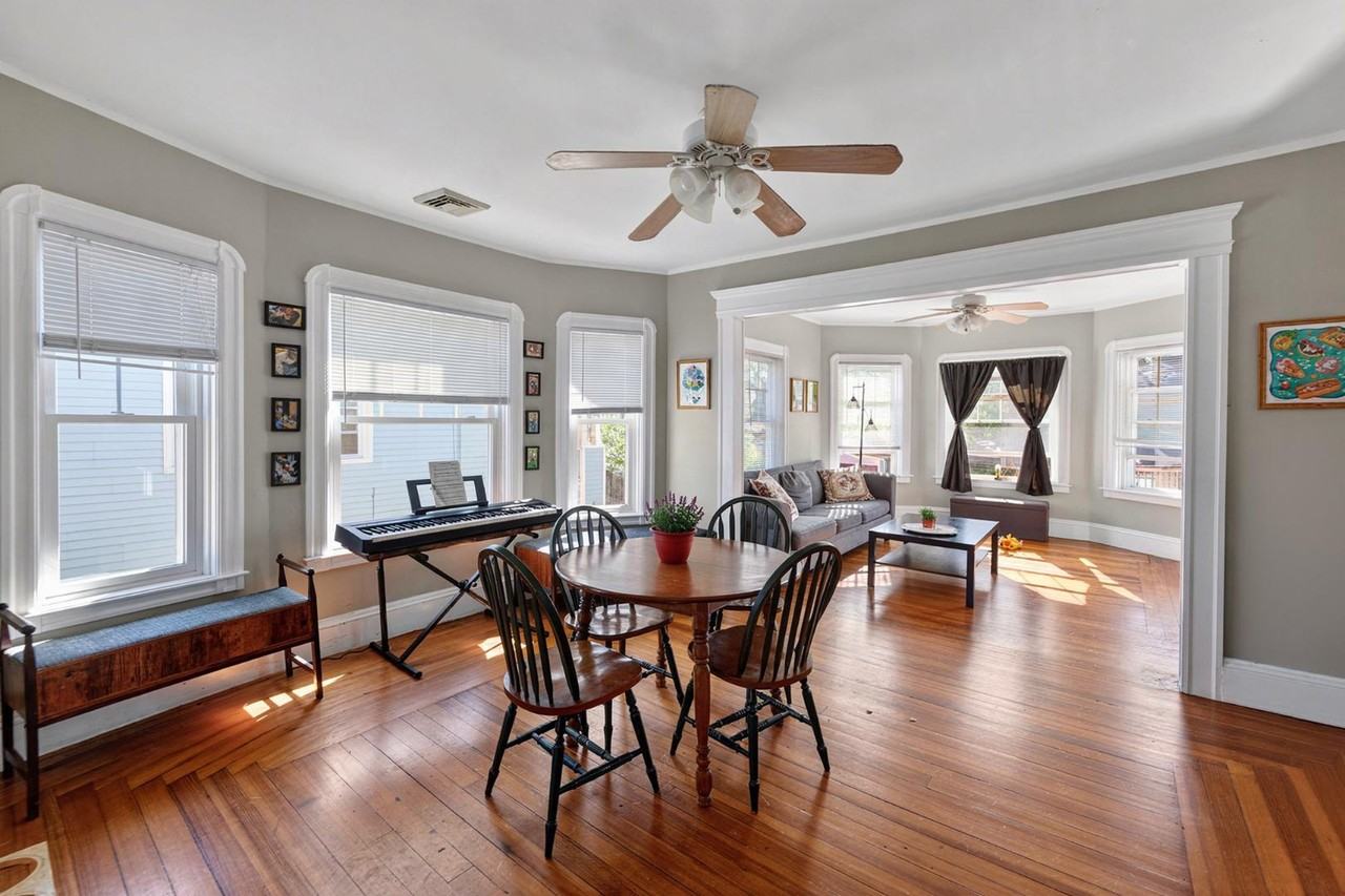132 Raleigh Ave - Photo 6 of 11