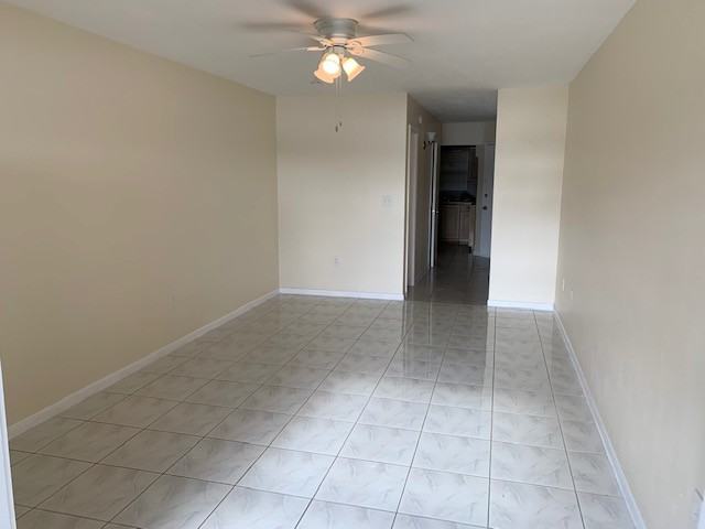 19080 Northeast 3rd Court - 306Apt 306 #306 - Photo 5 of 8