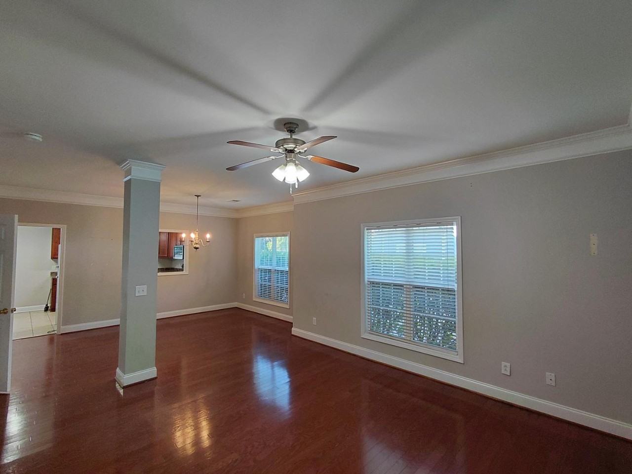 300 Hampton Forest Dr - Photo 6 of 11