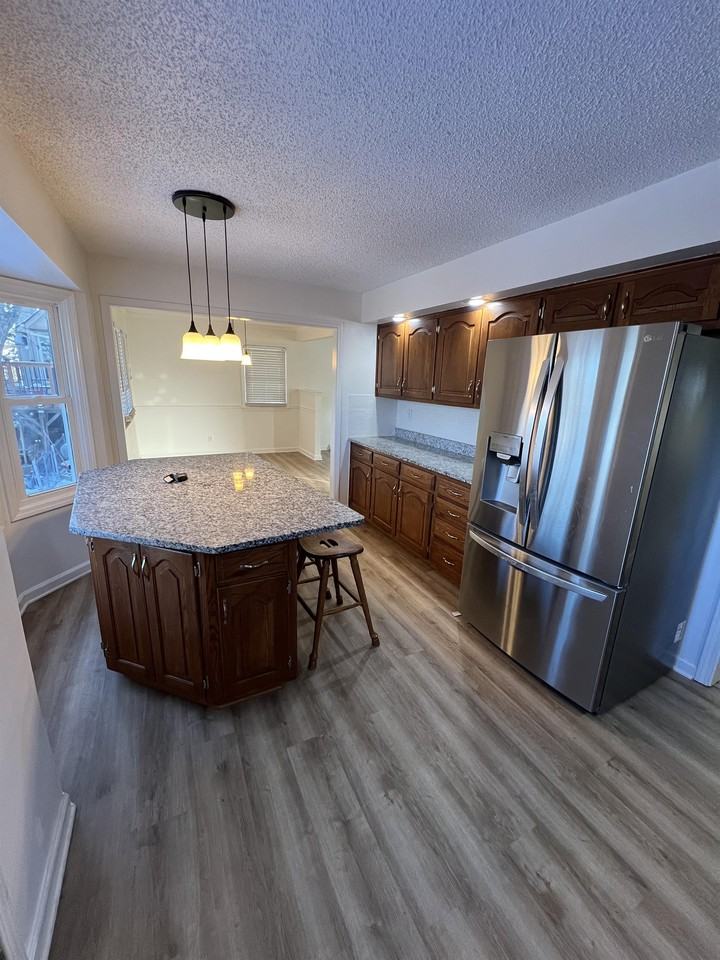 503 Aspen Way #1 - Photo 3 of 46