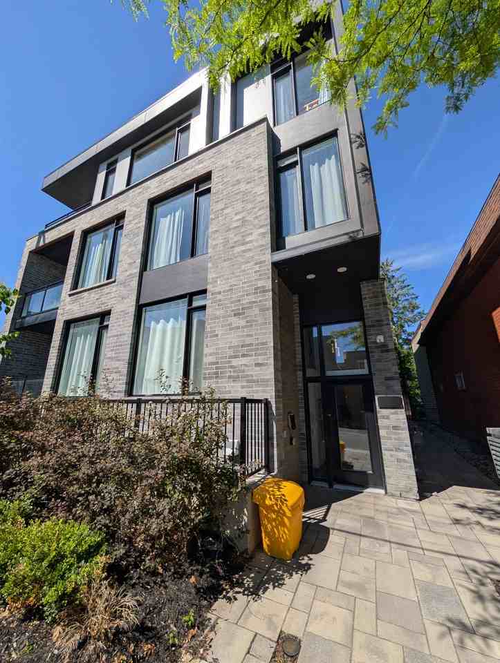 4 Champlain Avenue, Unit 002 - Photo 2 of 13