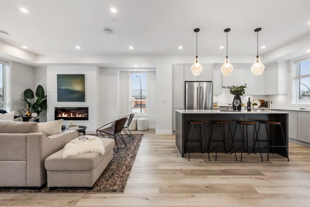 Iron Horse - RowHome - Photo 5 of 10