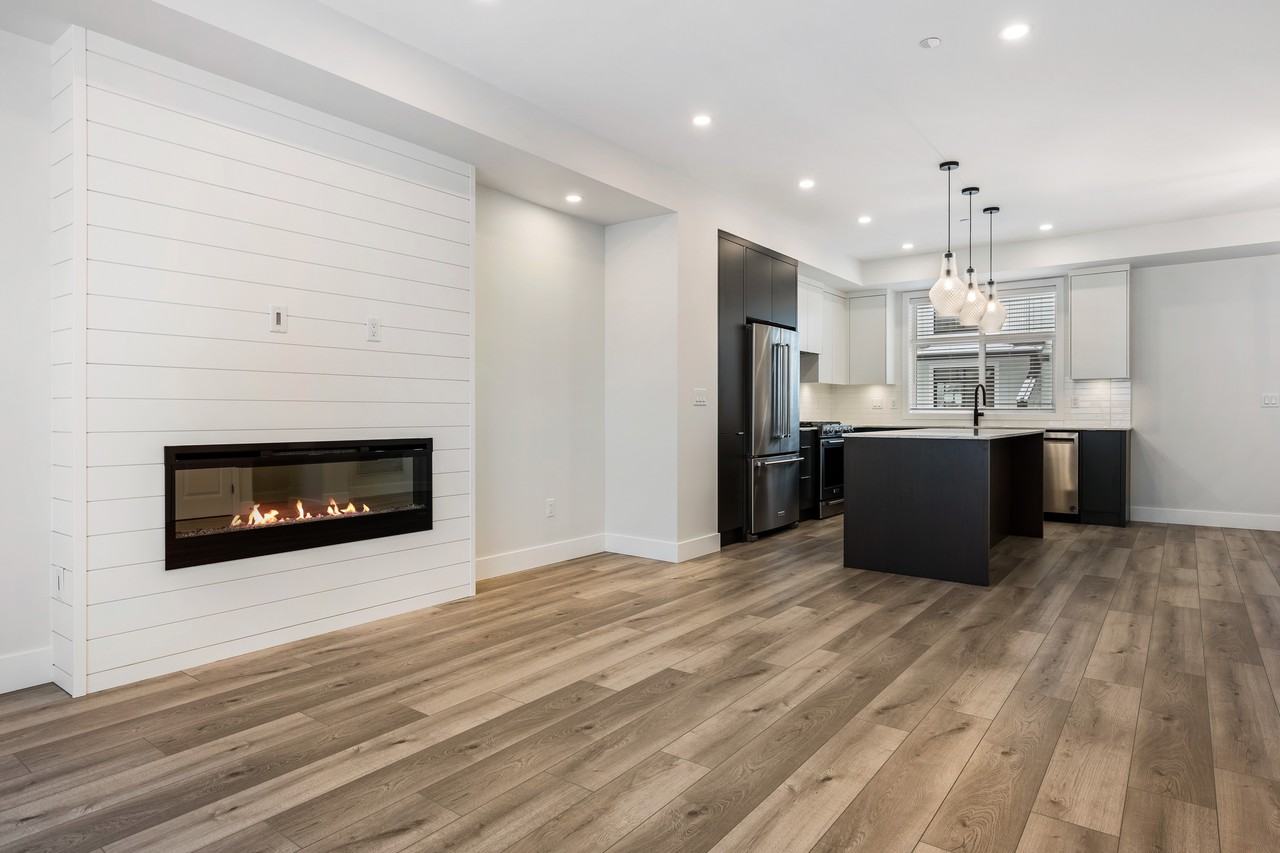 Iron Horse - RowHome - Photo 7 of 10