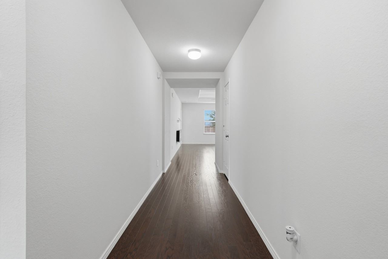 2207 Heaton - Photo 5 of 18