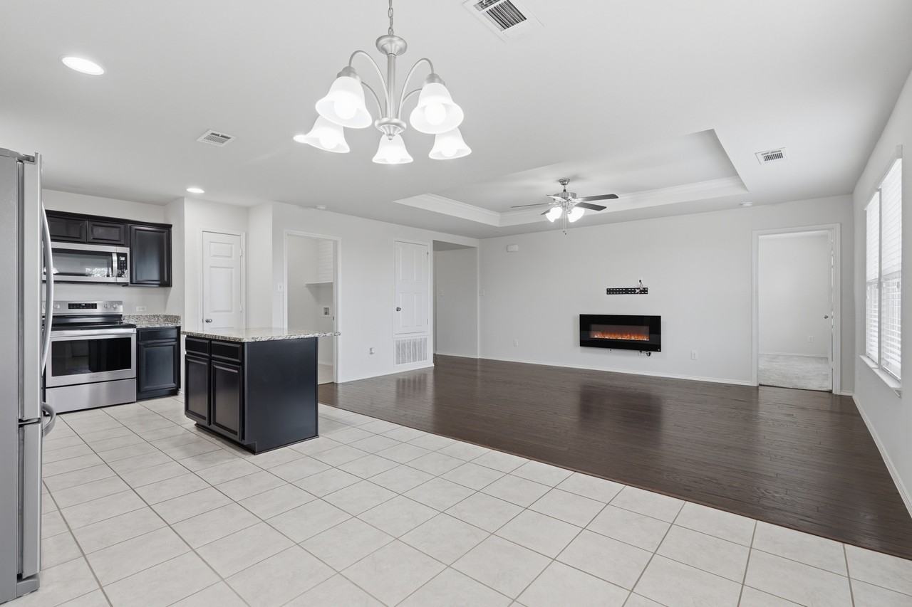 2207 Heaton - Photo 7 of 18