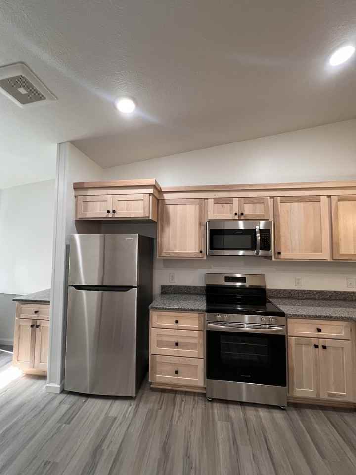 209 S Millersburg St #1 - Photo 7 of 50