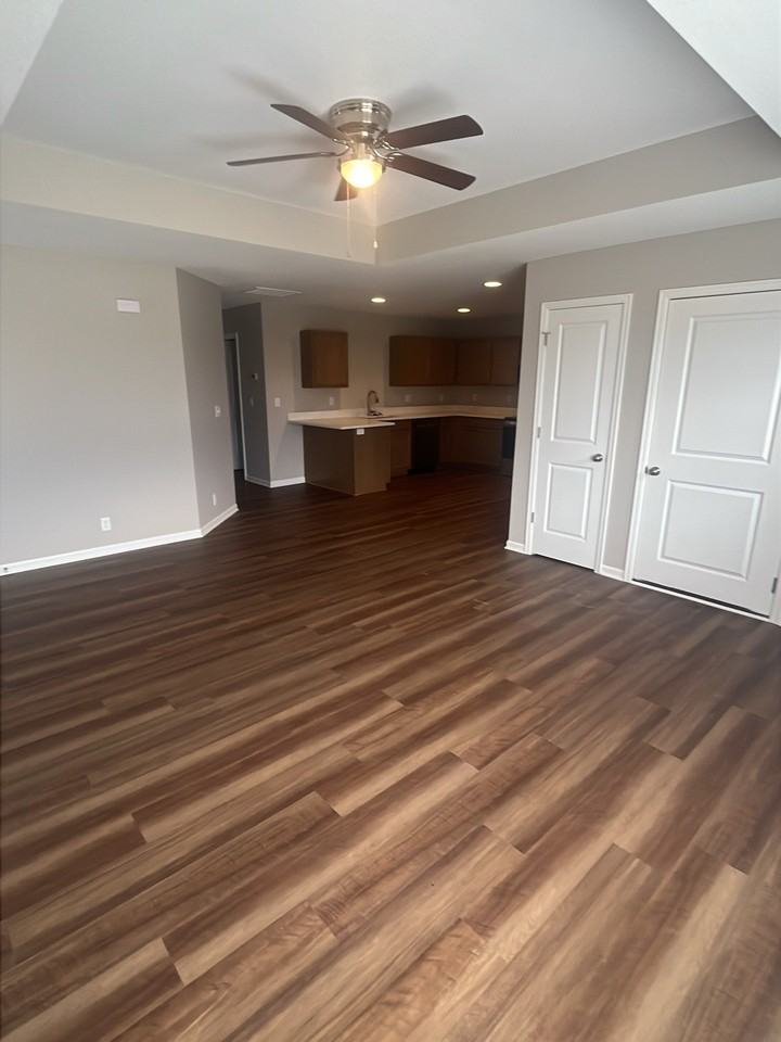 1094 Pebblecreek Ave #B - Photo 2 of 16