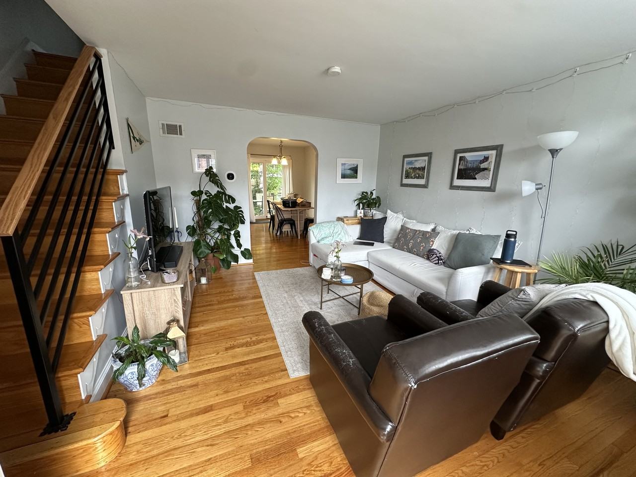 1413 N Lincoln St #1 - Photo 2 of 11