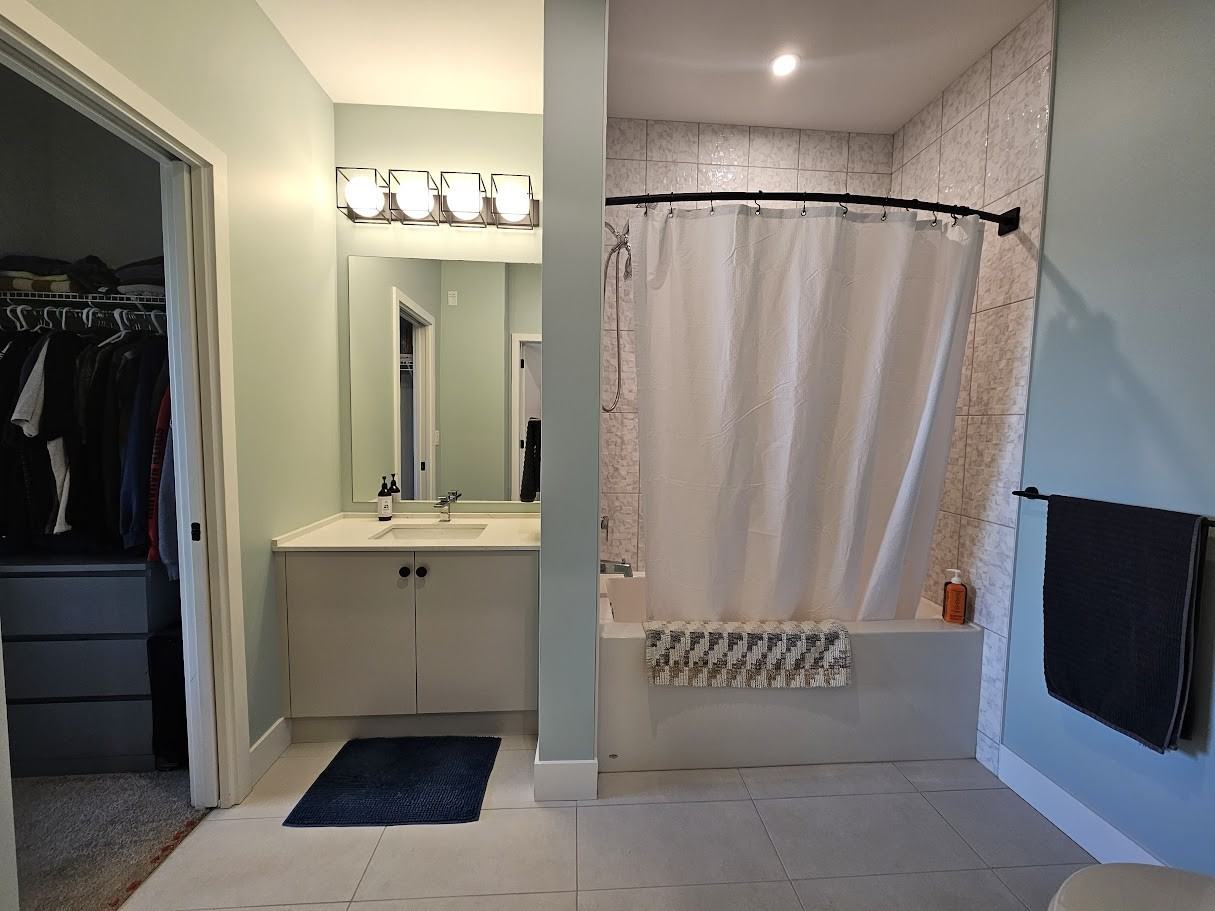 45511 Campus Dr #610 - Photo 5 of 22