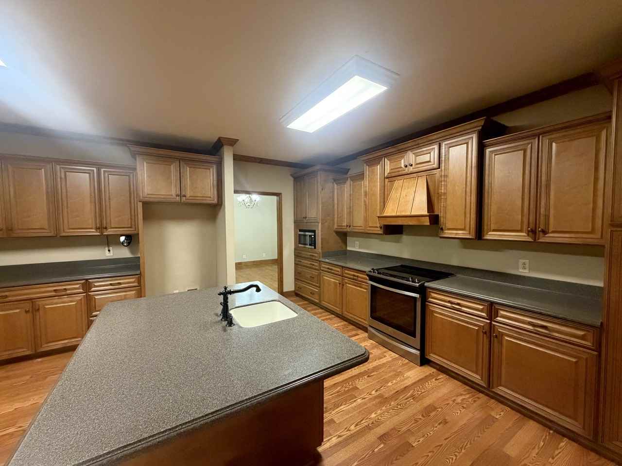 179 Stone Edge Dr #1 - Photo 6 of 17