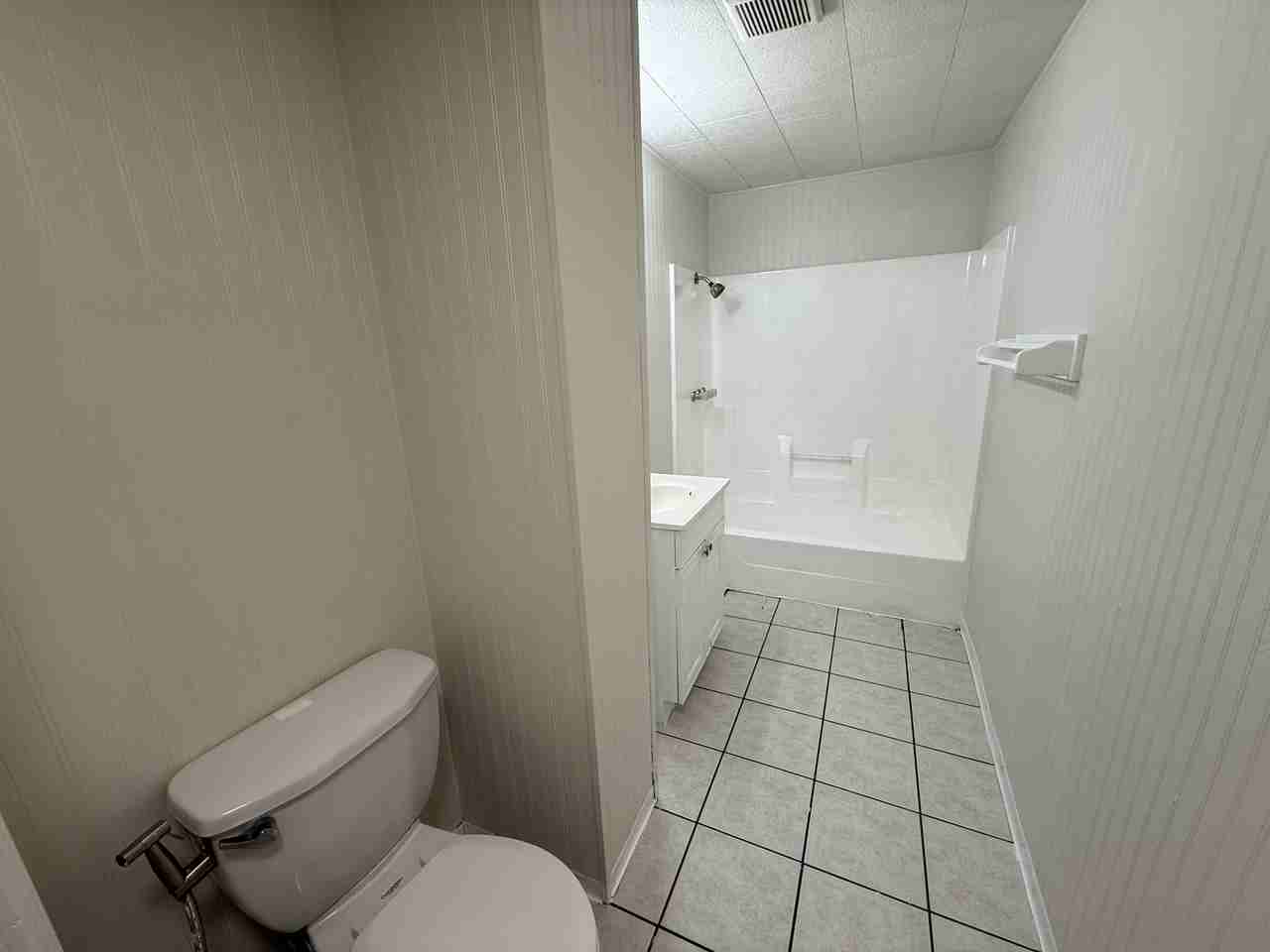 2804 Kenmore Ave #SFH - Photo 7 of 7