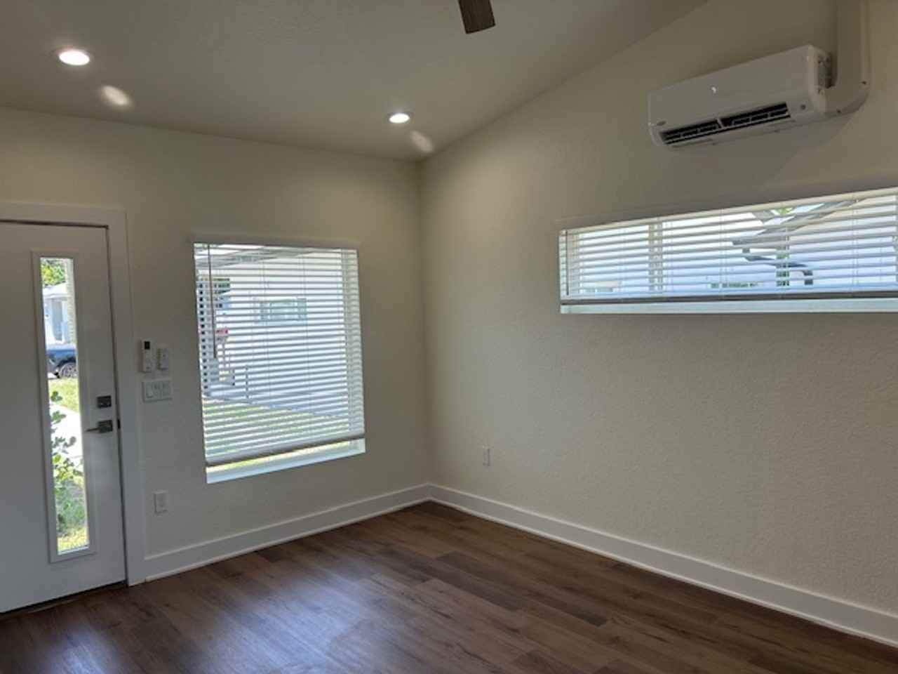 2028 1/2 14th Ave S #B - Photo 6 of 9