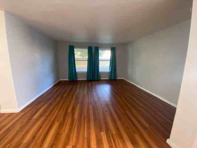 1910 16th Ave Se #1910 - Photo 4 of 20