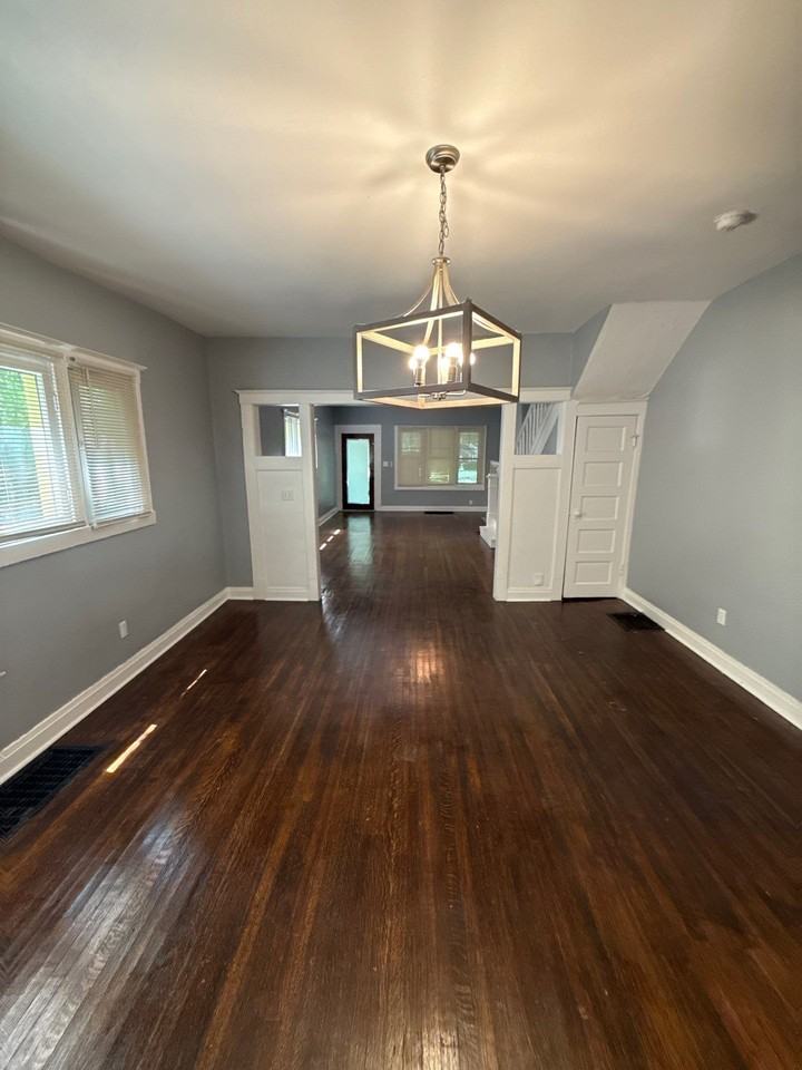 909 Woodruff Place West Dr #909 - Photo 4 of 20