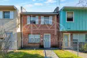 featured image of 4543 Moncrief Rd W #1
