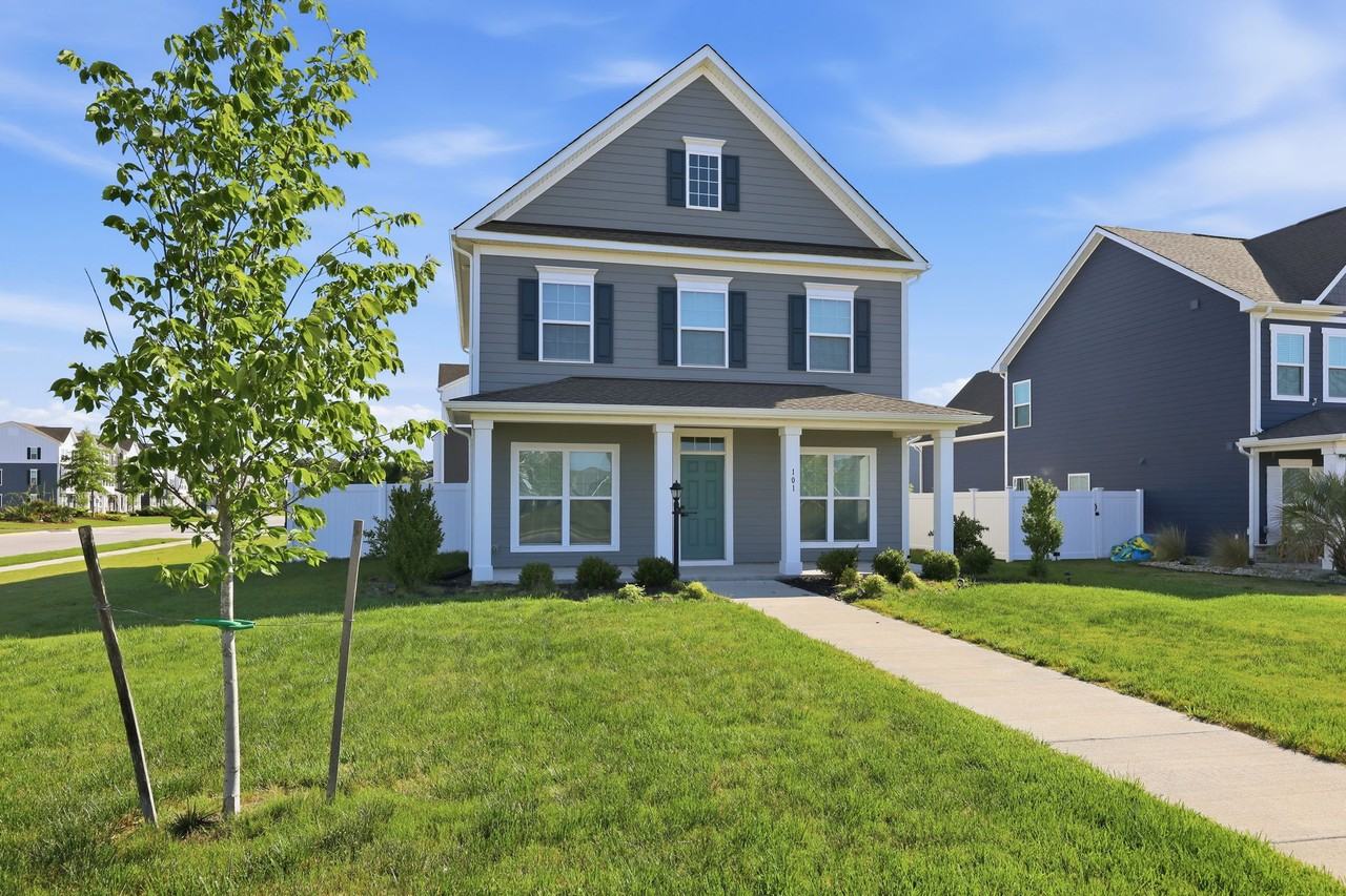 101 Iris Cir #1 - Photo 2 of 43