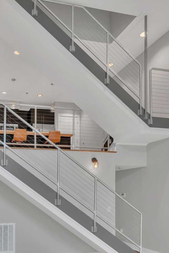 1100 Russell St #1 - Photo 6 of 26