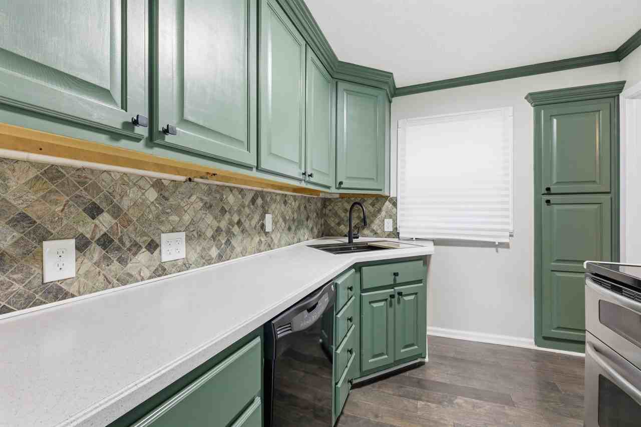 5508 Maple St #1 - Photo 4 of 20