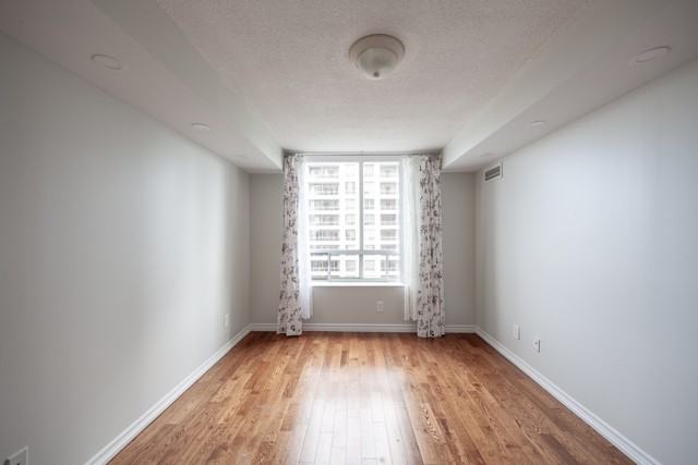 5233 The Essex 2 Inc. #1522 - Photo 7 of 10