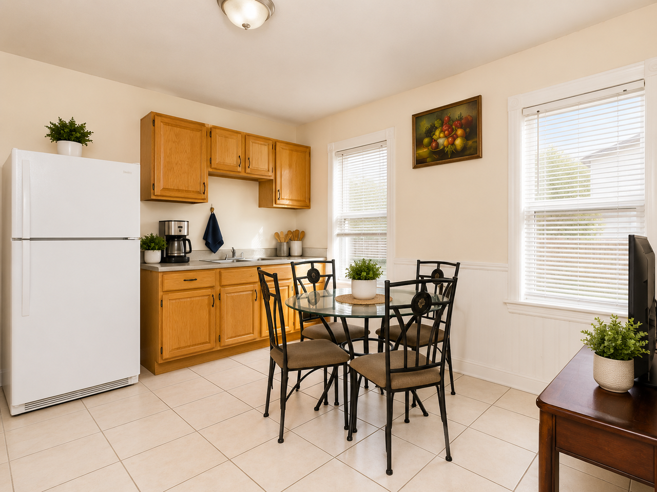 79 Topliff Street79 Topliff Street - 2 #2 - Photo 5 of 10