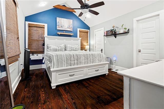 617 Forstall St #1 - Photo 7 of 15
