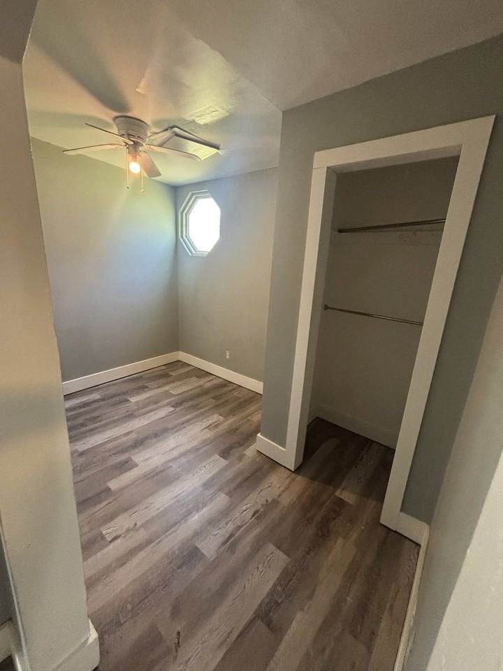 1182 Wheeling Ave #1 - Photo 6 of 10