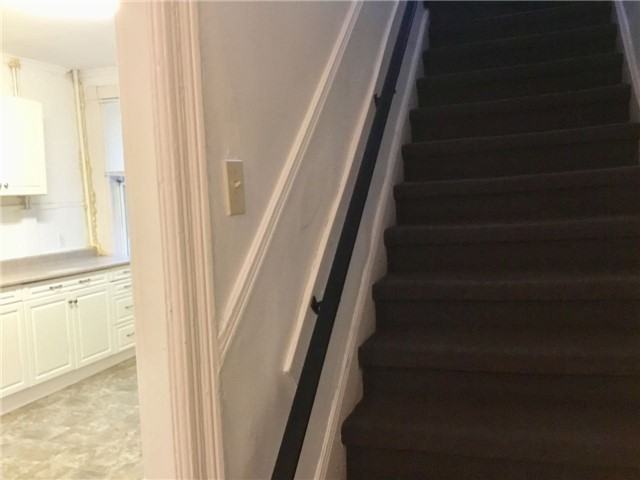 137 Stewart St #1 - Photo 5 of 11