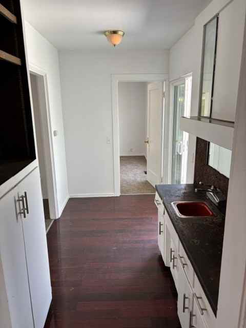 516 W D St #2 - Photo 6 of 10