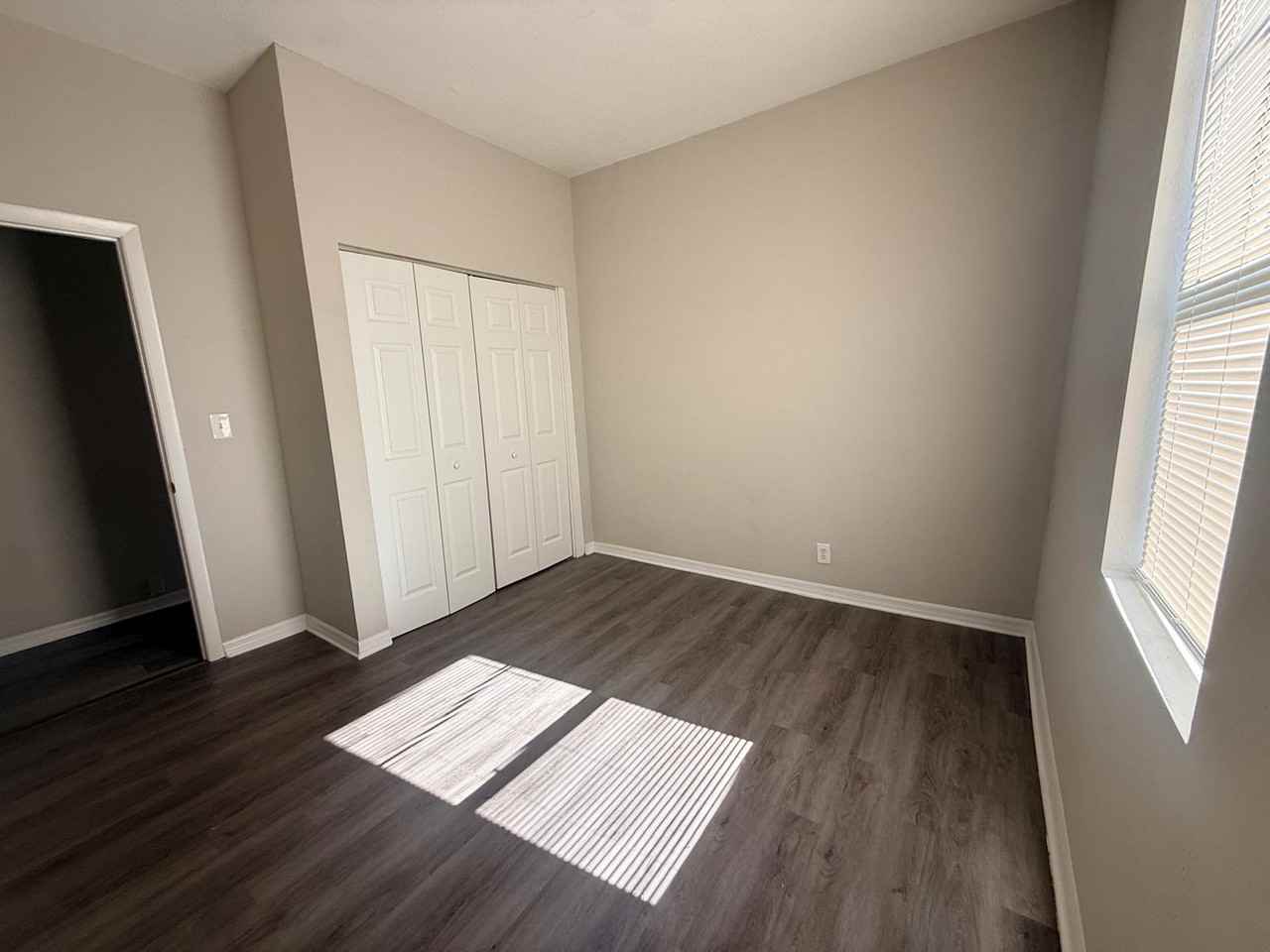 1128 Van Buren St #1 - Photo 7 of 10