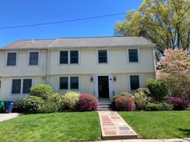 featured image of 67 Fessenden St