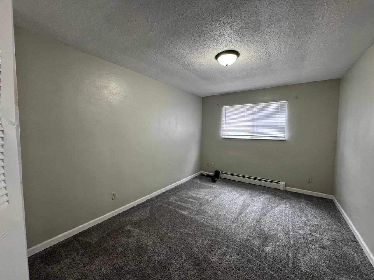 eld-SR (Sunrise Apartments) - Photo 5 of 18