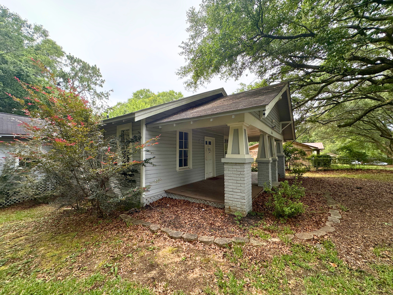 8216 Old Pascagoula Rd - Photo 3 of 23