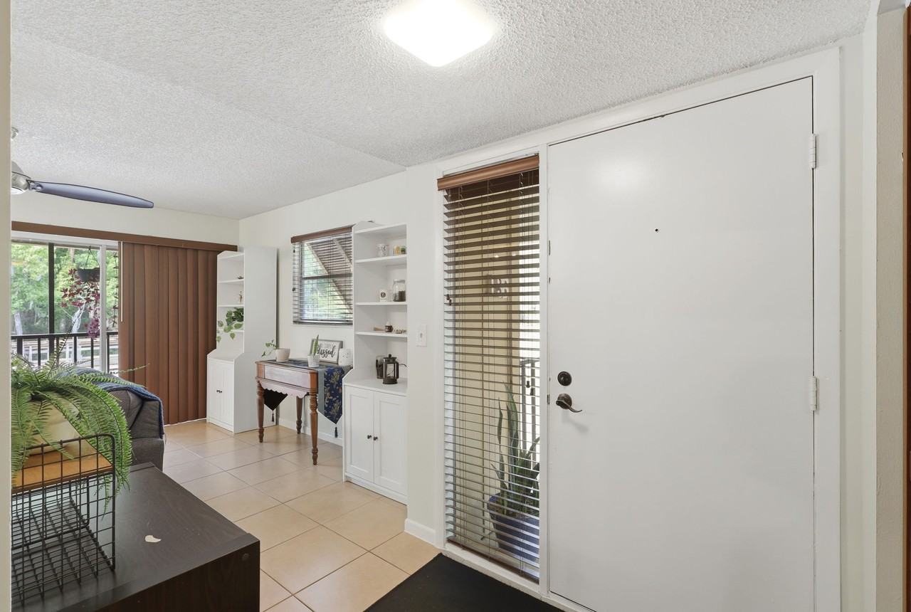 140 Orchid Woods Court - 1Unit 13B #1 - Photo 3 of 31