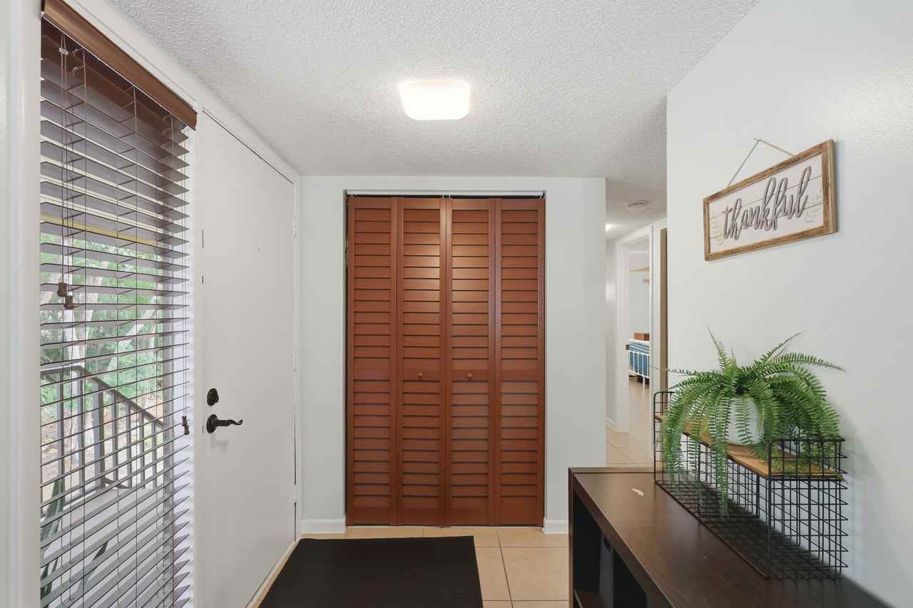 140 Orchid Woods Court - 1Unit 13B #1 - Photo 4 of 31