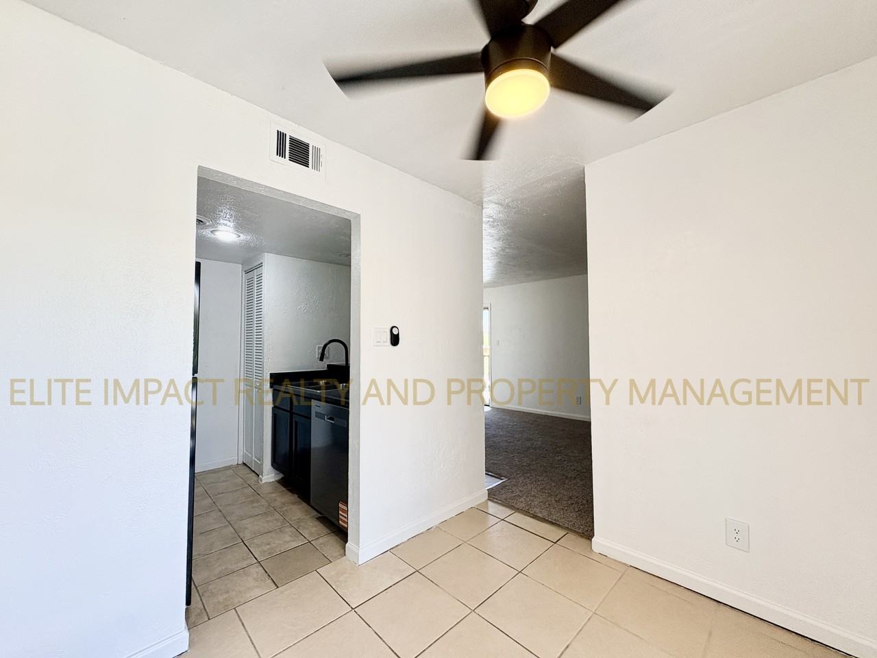 1620 1620 North Wilmot RoadD265 #D265 - Photo 7 of 34