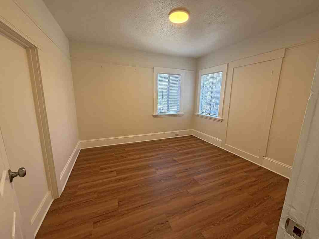 2539 Grande Vista Ave #1 - Photo 2 of 11