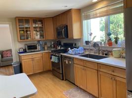 featured image of 75 Fessenden St
