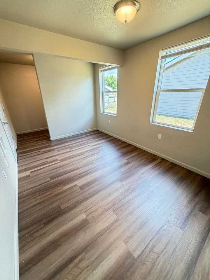 254 Taylor St - Photo 5 of 24
