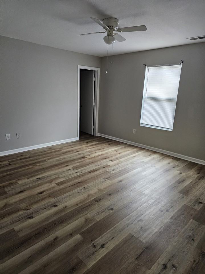 130 Blackwell Ct #1 - Photo 2 of 19