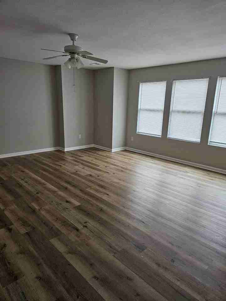 130 Blackwell Ct #1 - Photo 3 of 19